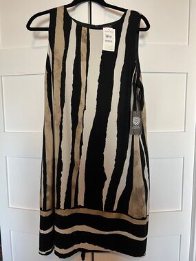 Vince Camuto Black and Tan Striped Sleeveless Shift Dress